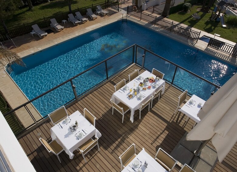 Hotel Parador De Moj�car