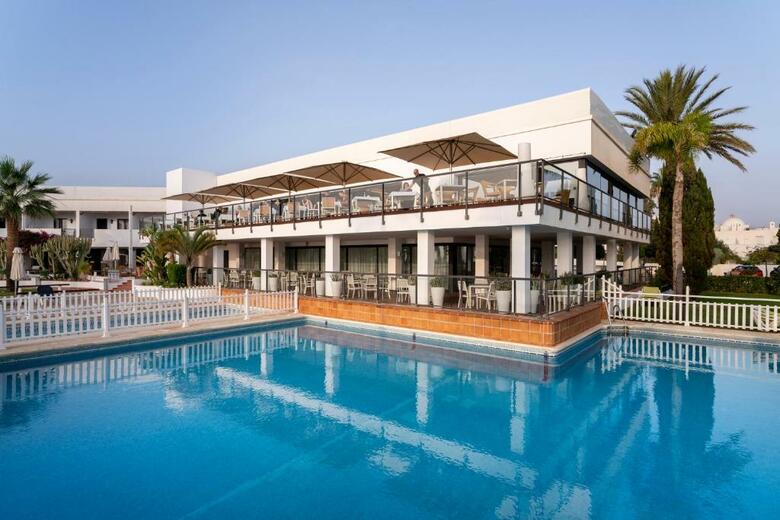 Hotel Parador De Moj�car