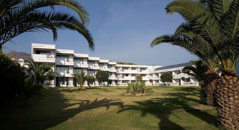 Hotel Parador De Moj�car