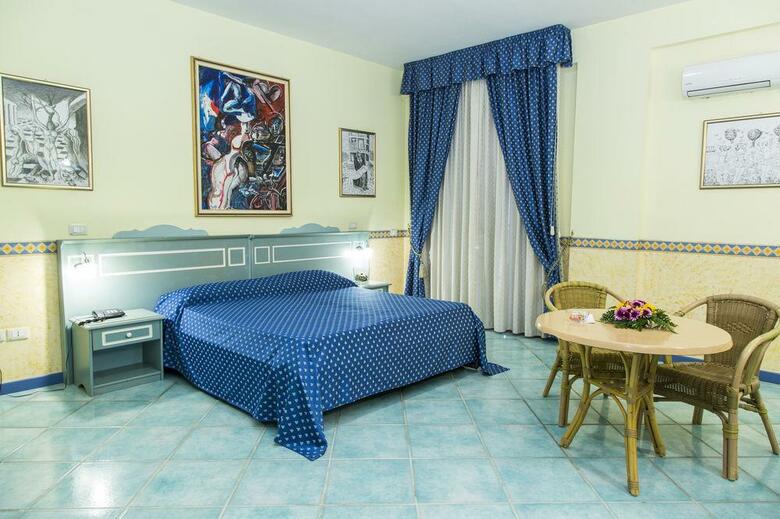 Hotel Polo Nautico