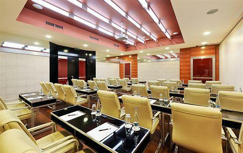 Hotel Grand Majestic Plaza