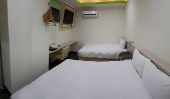 Well Live Hotel