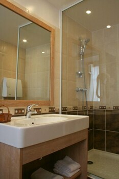 Hotel H�tel Euzkadi