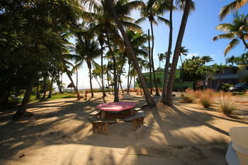 Hotel Drop Anchor Resort And Marina