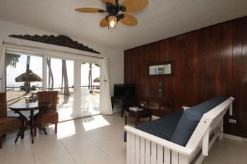 Hotel Drop Anchor Resort And Marina
