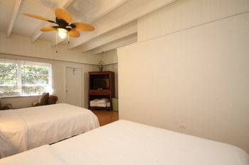 Hotel Drop Anchor Resort And Marina
