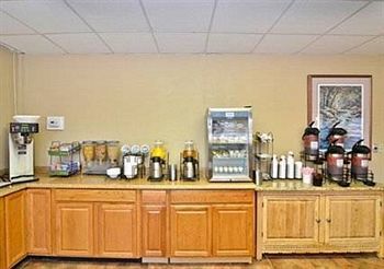 Hotel Rodeway Inn East