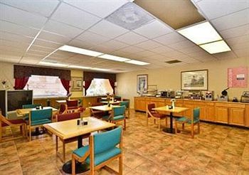 Hotel Rodeway Inn East