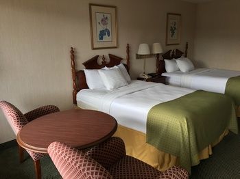 Hotel Ramada Perry Near Fairgrounds