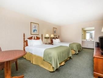 Hotel Ramada Perry Near Fairgrounds