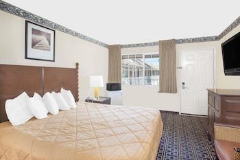 Hotel Days Inn Fresno Central