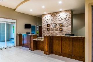 Hotel Comfort Inn & Suites