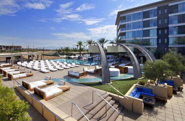 W Scottsdale Hotel & Residences