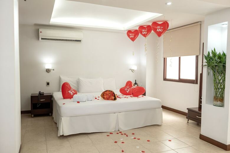 Hotel Plaza Las Americas
