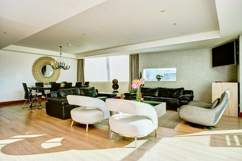 Hotel San Fernando Plaza