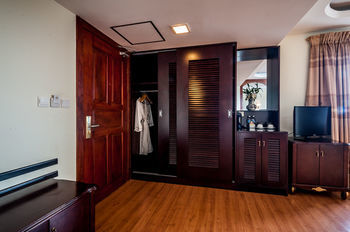 Smiling Hotel And Spa