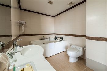 Smiling Hotel And Spa