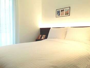 Here B&B