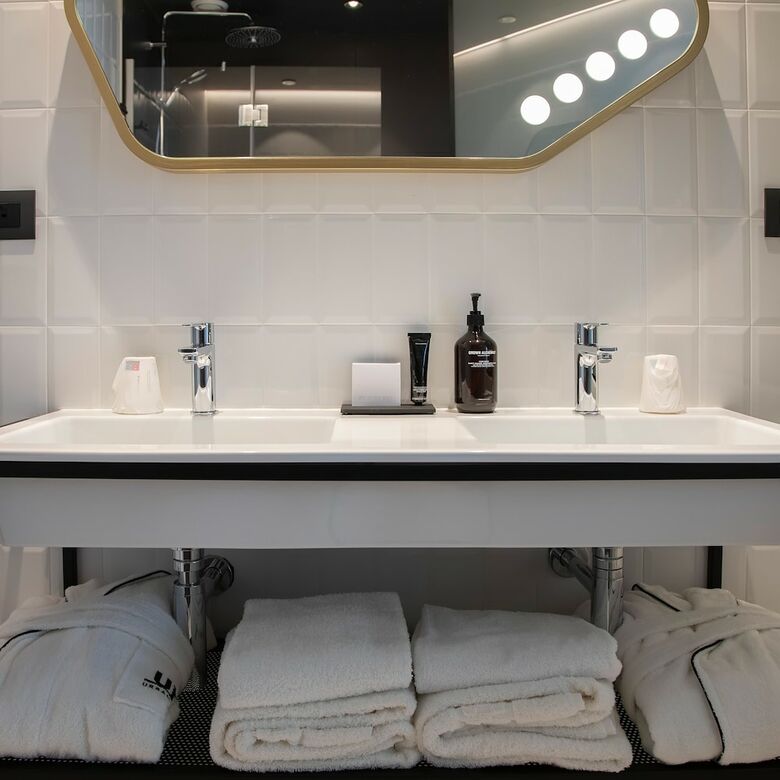 Carlyle Brera Hotel