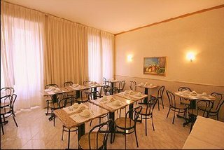 Hotel Embassy