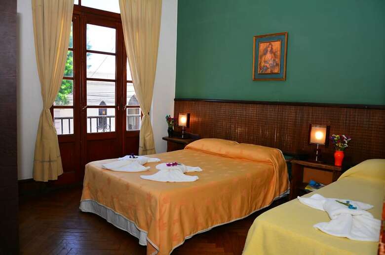 Hotel La Giralda I