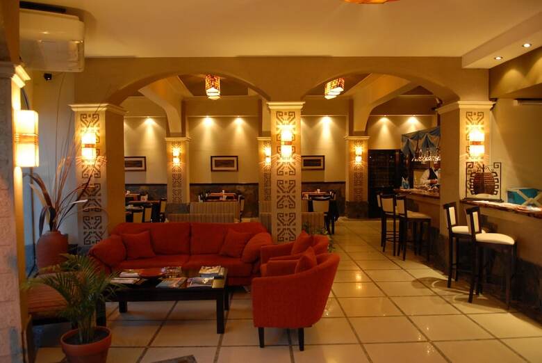 Hotel Patios De Lerma