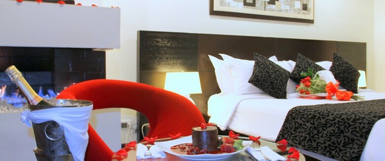 Hotel Suites 108