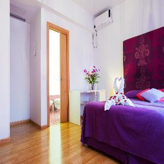 Bed & Breakfast Emily Suites Hotel
