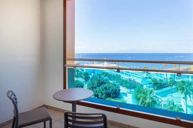 Hotel Aluasoul Costa Adeje
