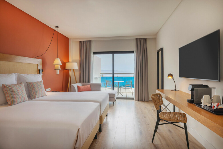Hotel Aluasoul Costa Adeje