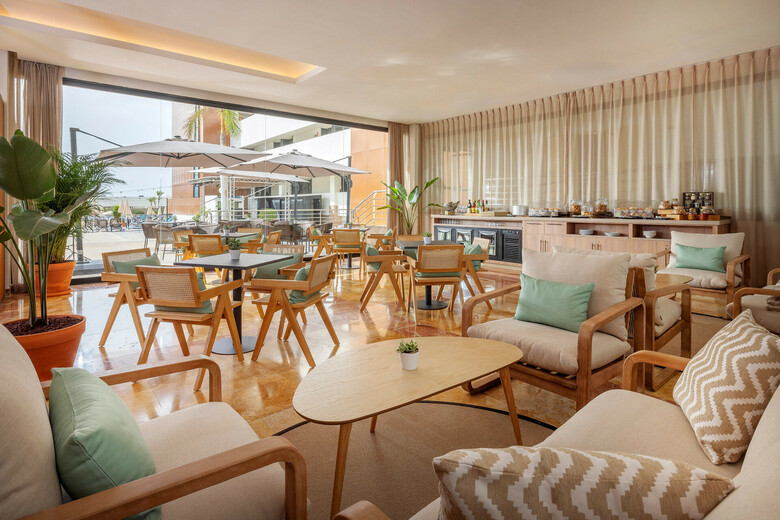 Hotel Aluasoul Costa Adeje
