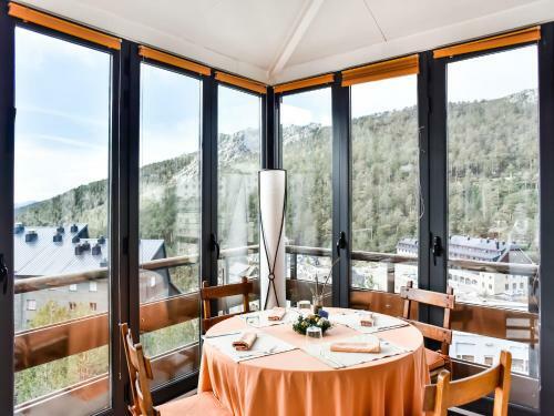 Oyo El Corzo Mountain Hotel