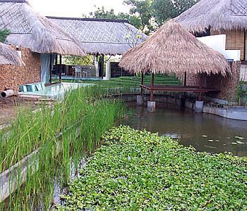 Bloo Lagoon Village