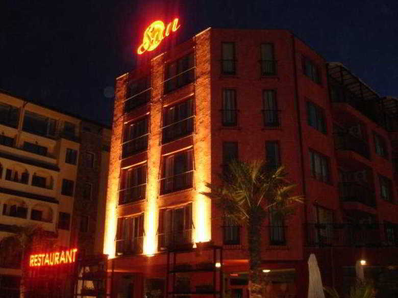 Sun Hotel