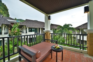 Hotel Bhu Nga Thani Resort And Spa