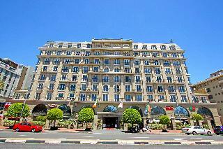 Cape Royal Luxury Hotel & Residence