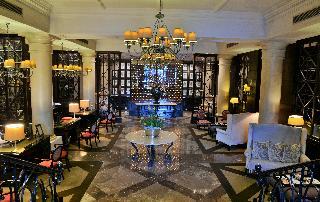 Cape Royal Luxury Hotel & Residence