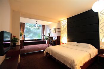 Hotel Colorful Days