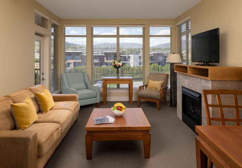 Hotel The Cove Lakeside Resort
