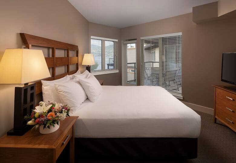 Hotel The Cove Lakeside Resort