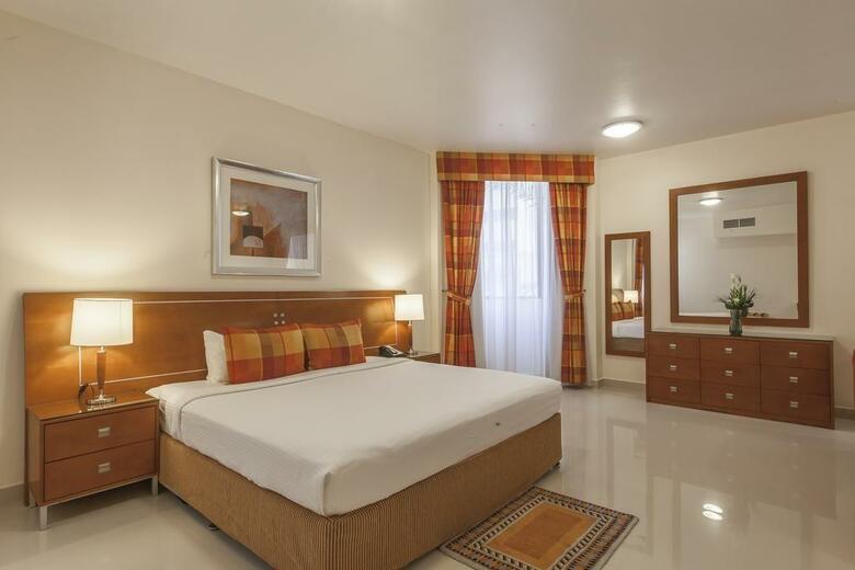 Hotel Golden Sands 10