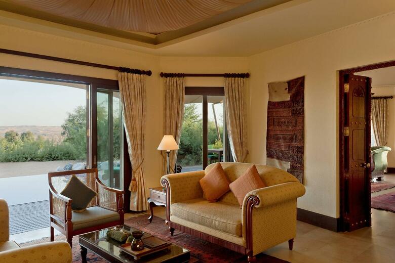 Hotel Al Maha Desert Resort & Spa