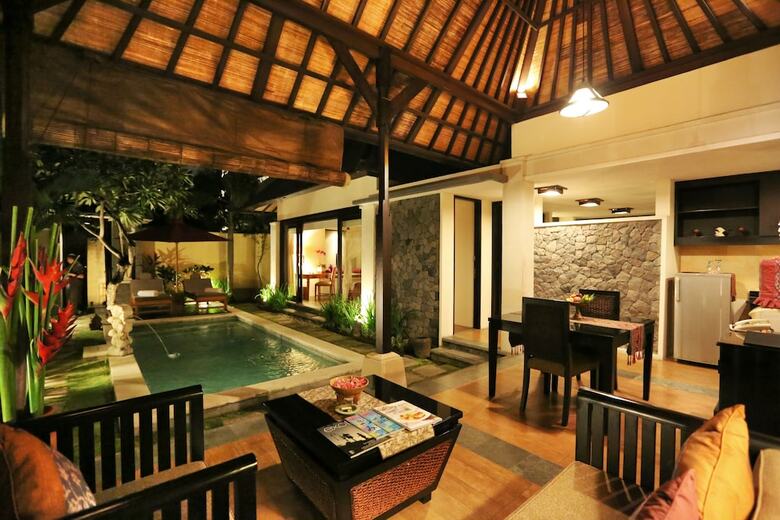 Hotel The Sanyas Suite