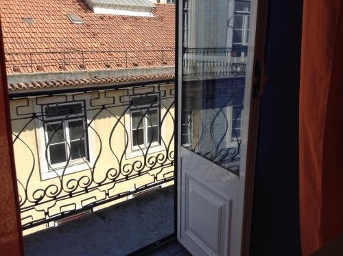Hostal Lisbon Happy Hostel