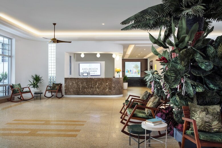 Hotel The Hall South Beach