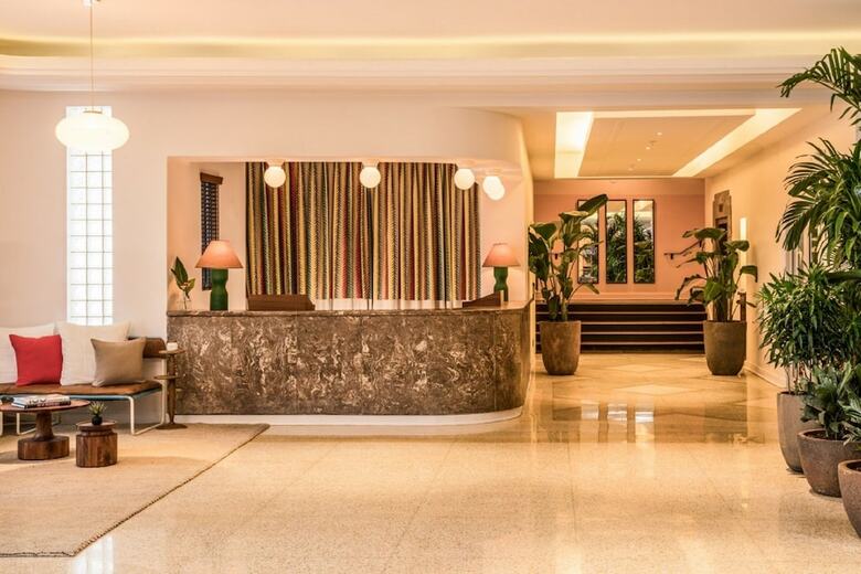 Hotel The Hall South Beach