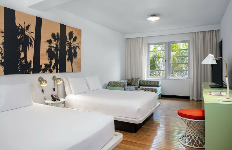 Hotel The Hall South Beach