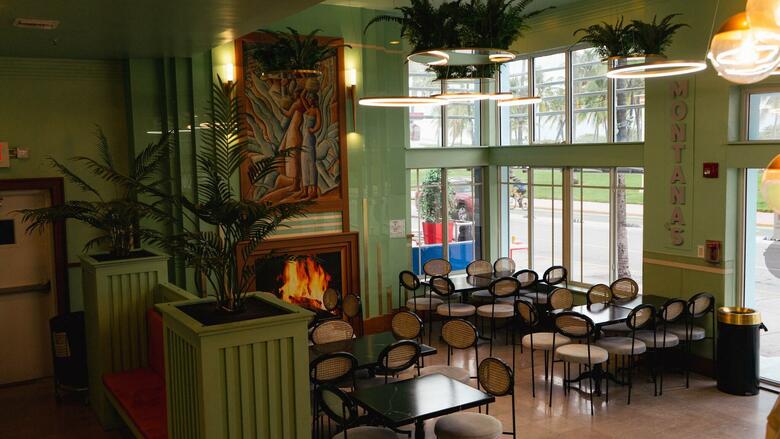 Colony Hotel