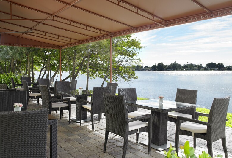 Hotel Springhill Suites Miami Airport South