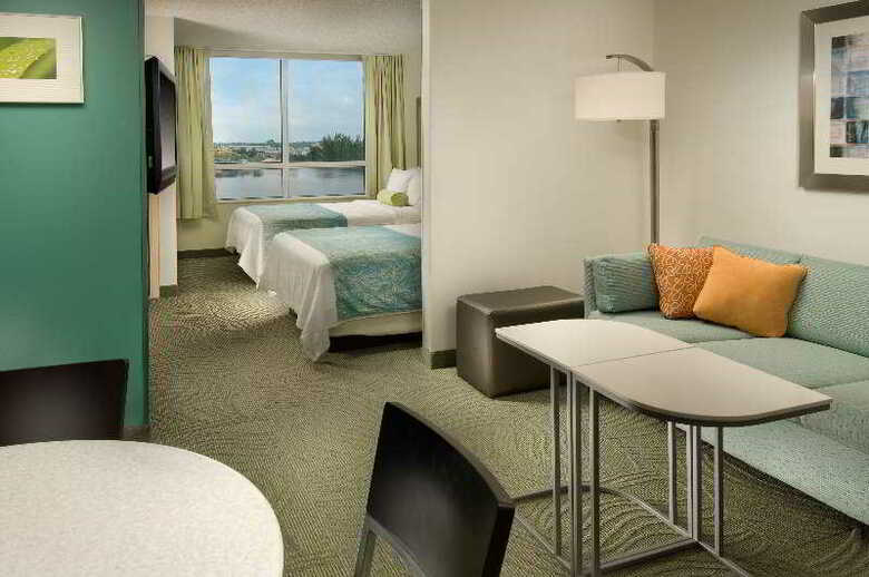 Hotel Springhill Suites Miami Airport South